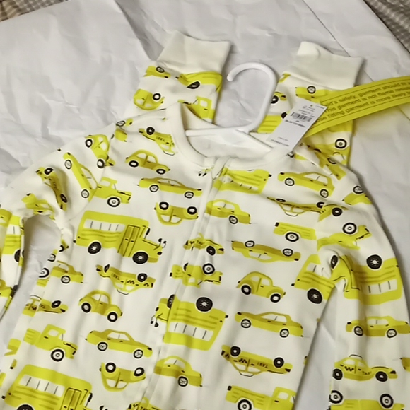 2 piece Toddler PJs - Picture 7 of 8